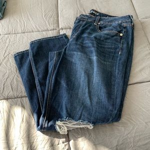 American Eagle Tomgirl jeans